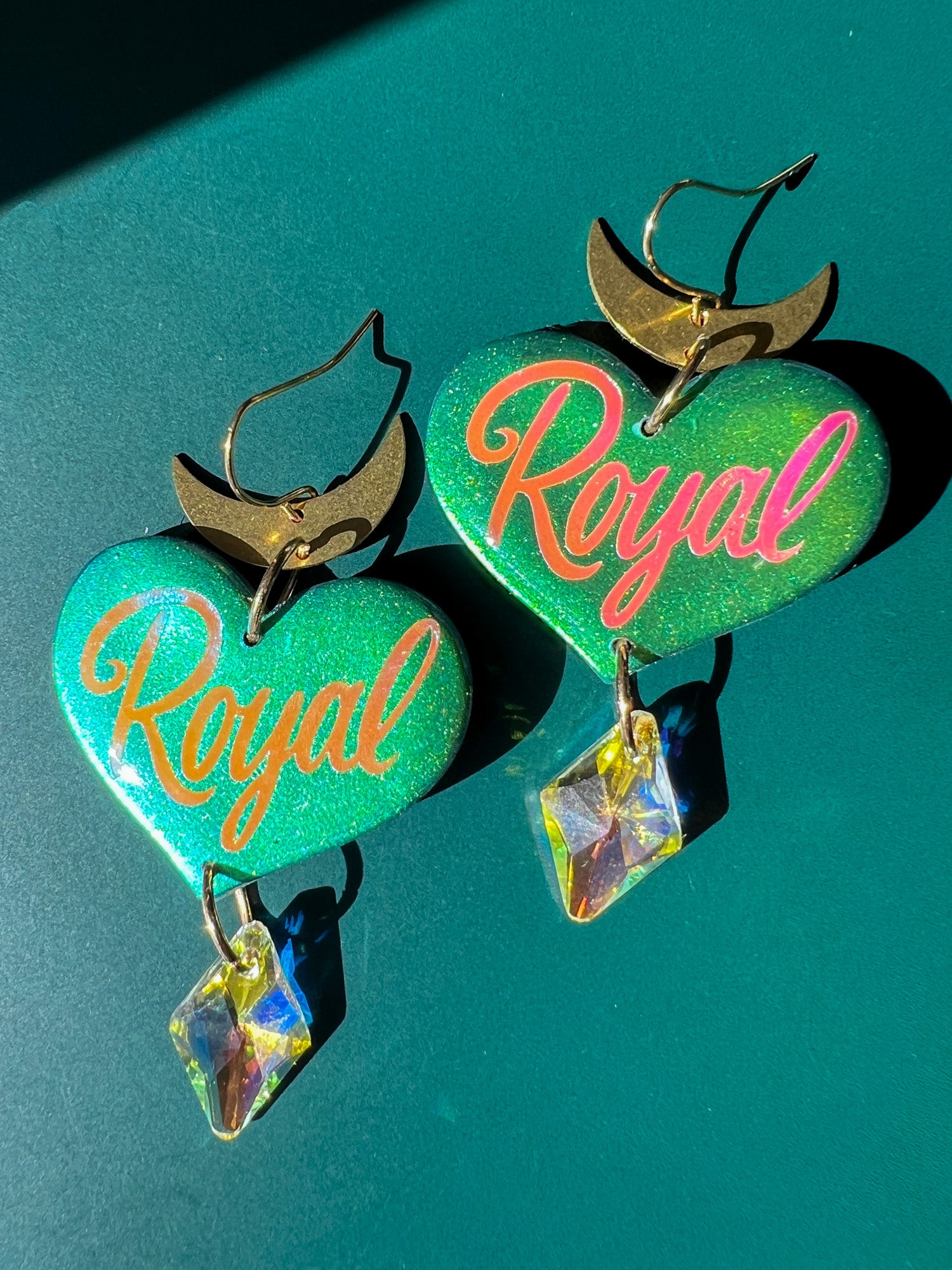Royal Thumpin' Heart Earrings