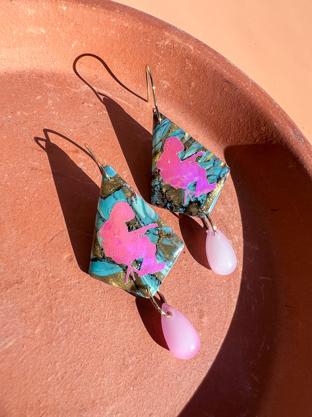 Holographic Mikey Faux Stone Kite Earrings