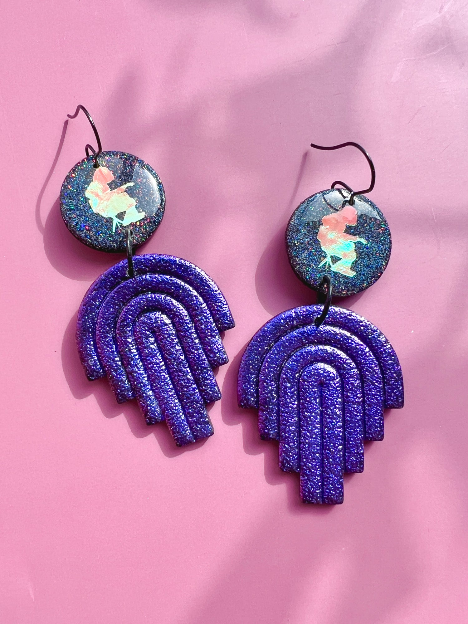 Color-shifting Mikey Arches