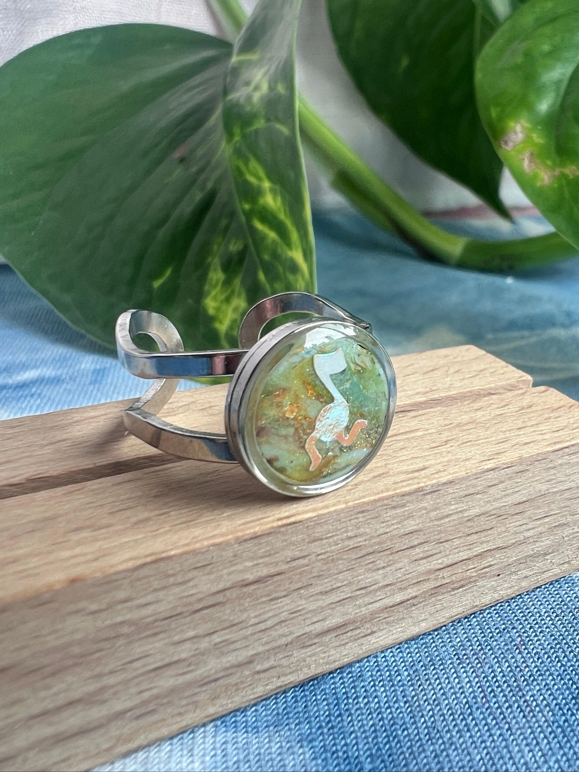 Running Note Faux Stone Rings