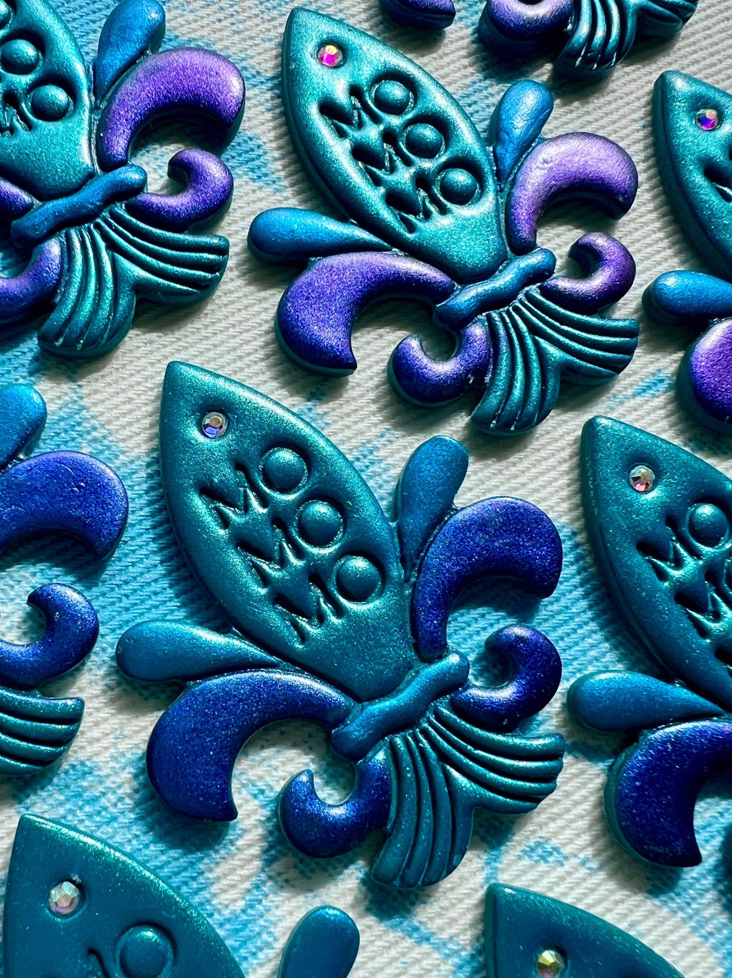 Fleur de Lis MO MO MO Fishwater Earrings