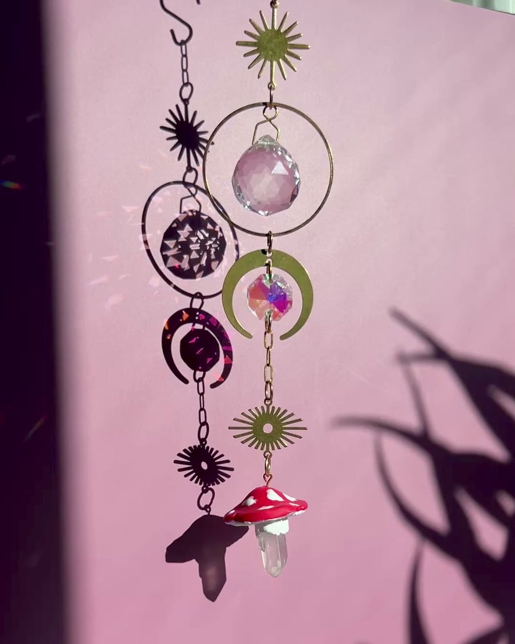 Crystal Mushroom 🌈 Rainbow Maker Suncatcher (Copy)